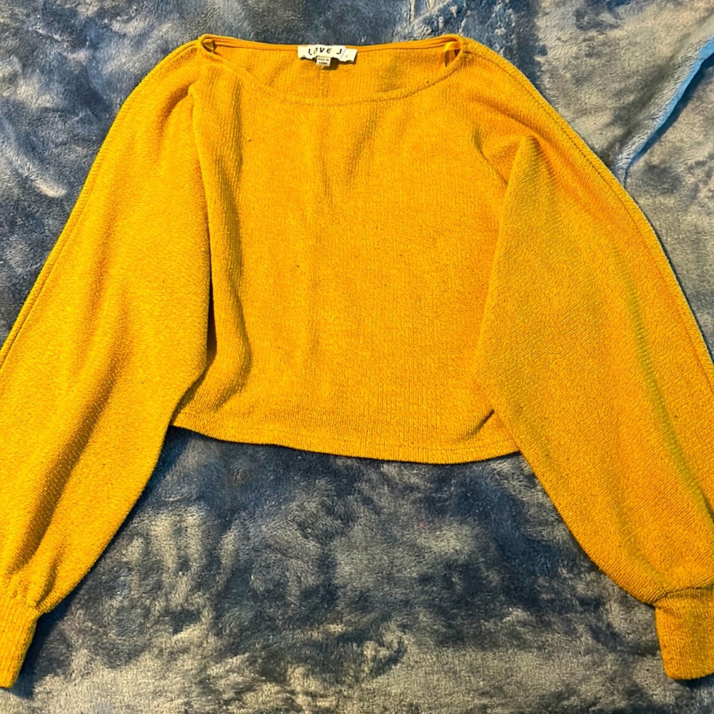 Cropped sweater brand love J size small color mustard